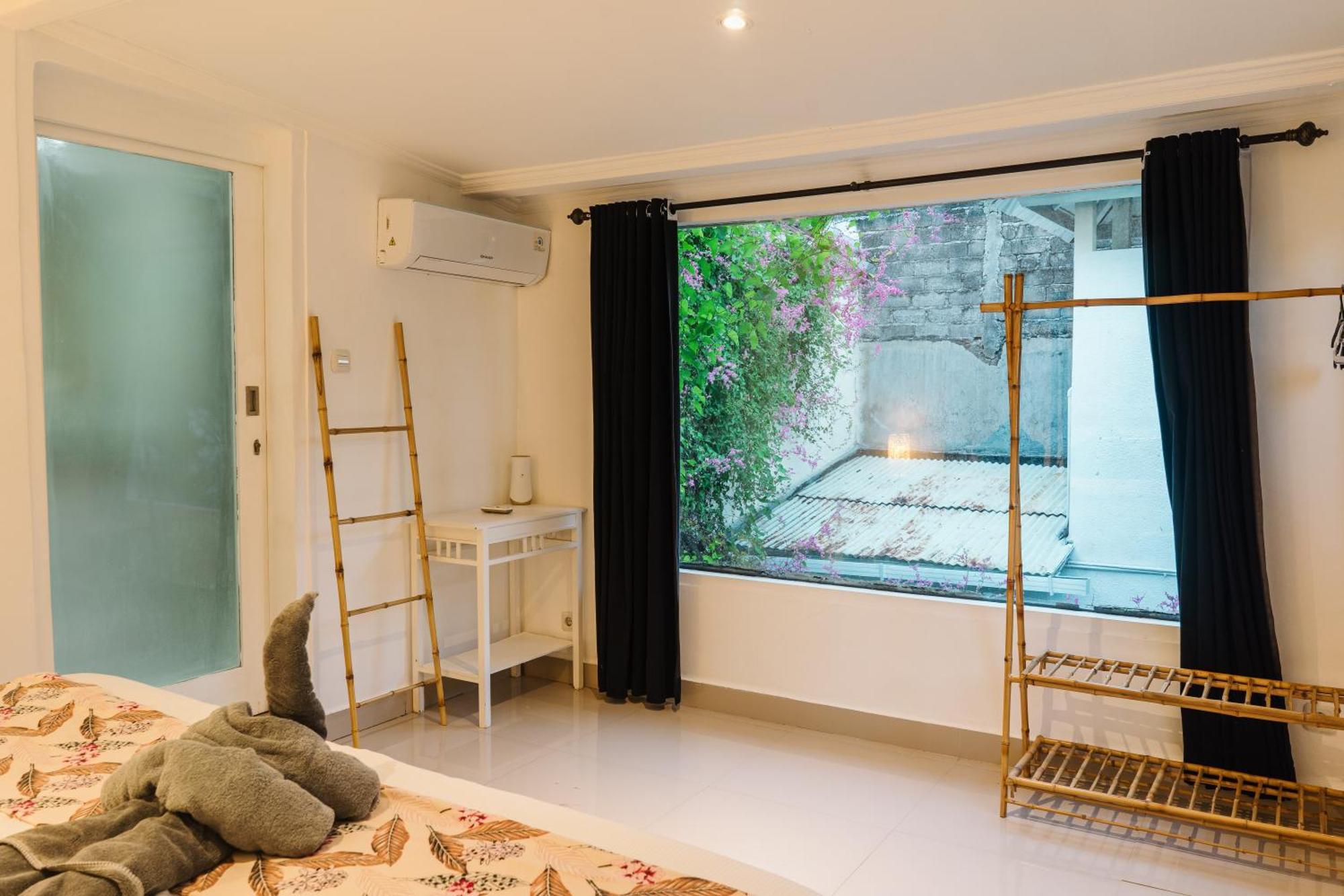 Renovated Mara Double Six Villa
