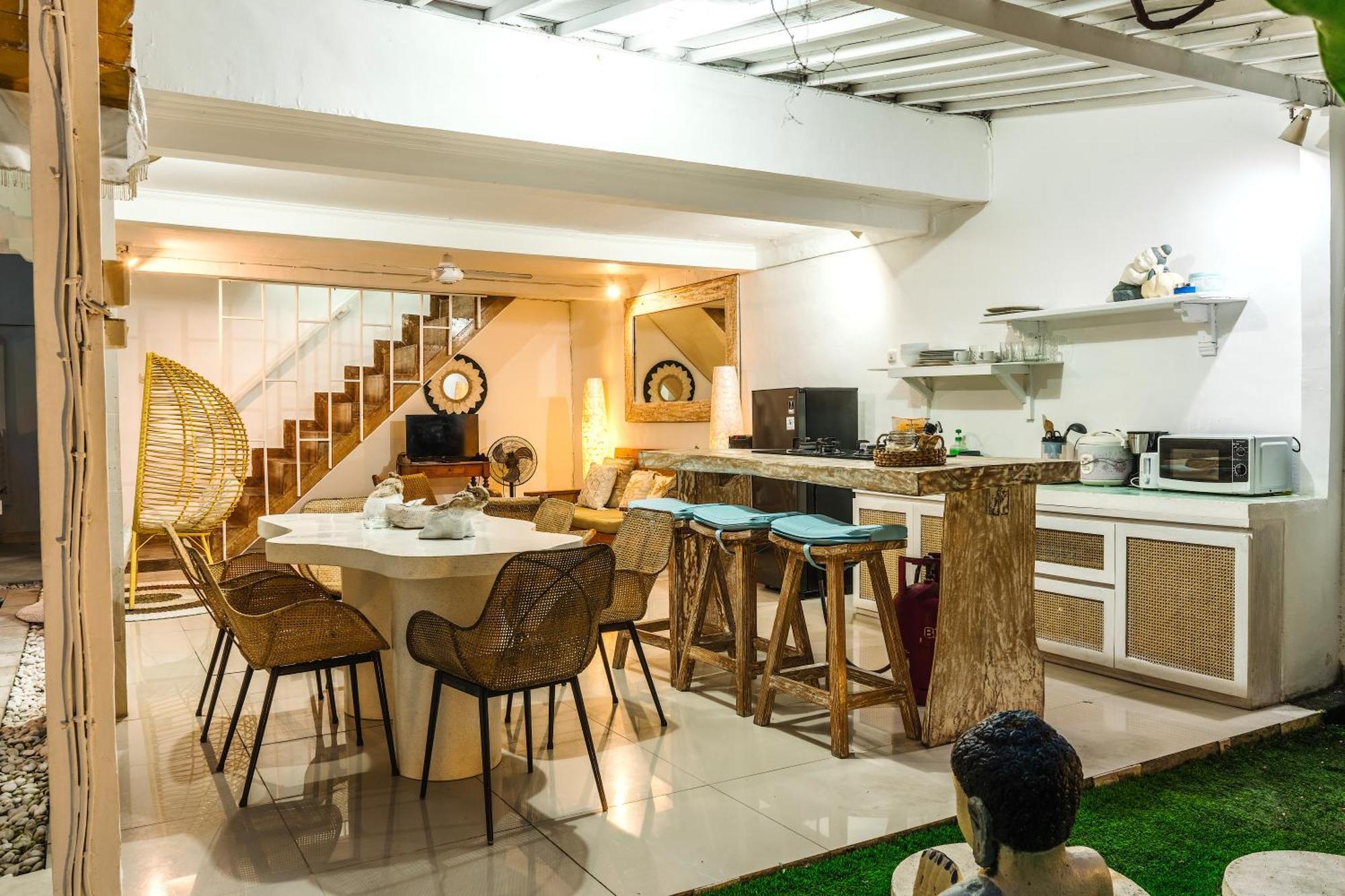 Renovated Mara Double Six Villa Seminyak (Bali)