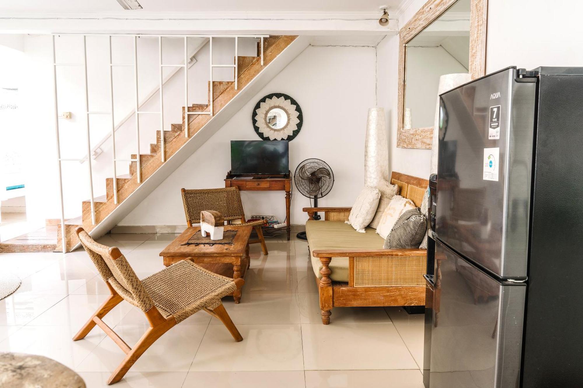 Renovated Mara Double Six Villa
