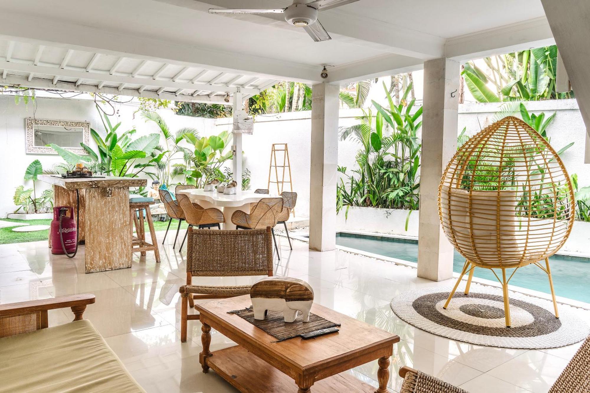 Renovated Mara Double Six Villa Seminyak (Bali)